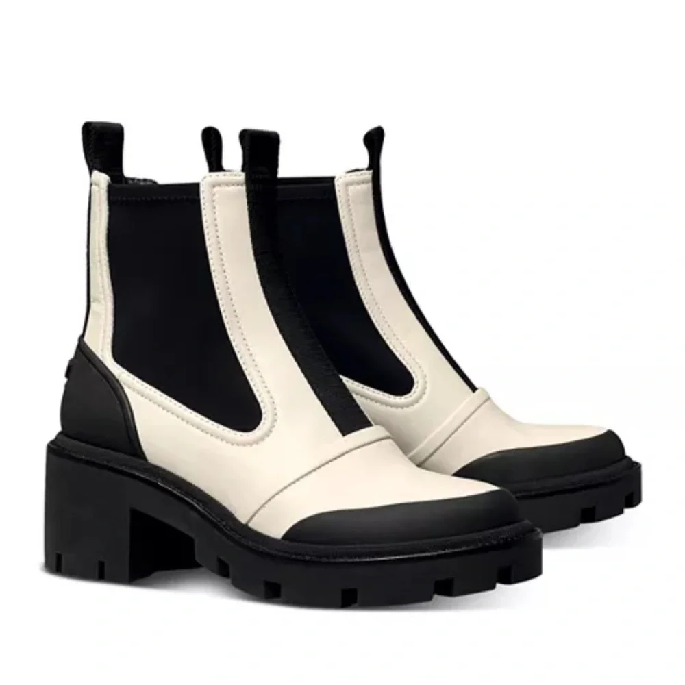 New Tory Burch Lug Sole Chelsea Boots